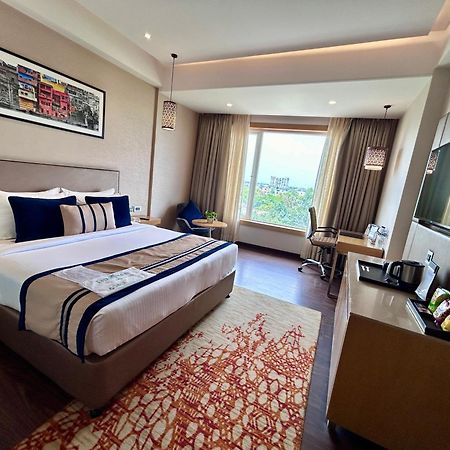 Hotel The Fern Residency Sarnath Varanasi Exterior foto