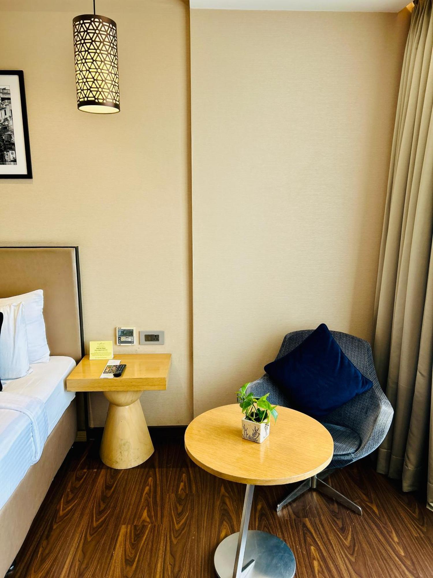 Hotel The Fern Residency Sarnath Varanasi Exterior foto
